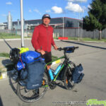 Сърбинът Иван Младенович мина с колелото си през Самоков на път за… Китай