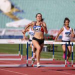 Изабел Крамарска триумфира в бягането с препятствия