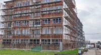 Продължава модернизирането на сградата на общежитието на СУ “Никола Велчев”. Поставена е вече топлоизолацията на фасадата на зданието. Предстои да се ремонтира покривът и да се дооформи фасадата на сградата. […]