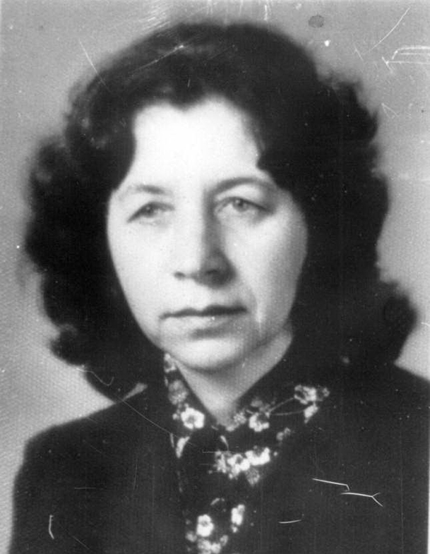Памет за Елена Каменова
